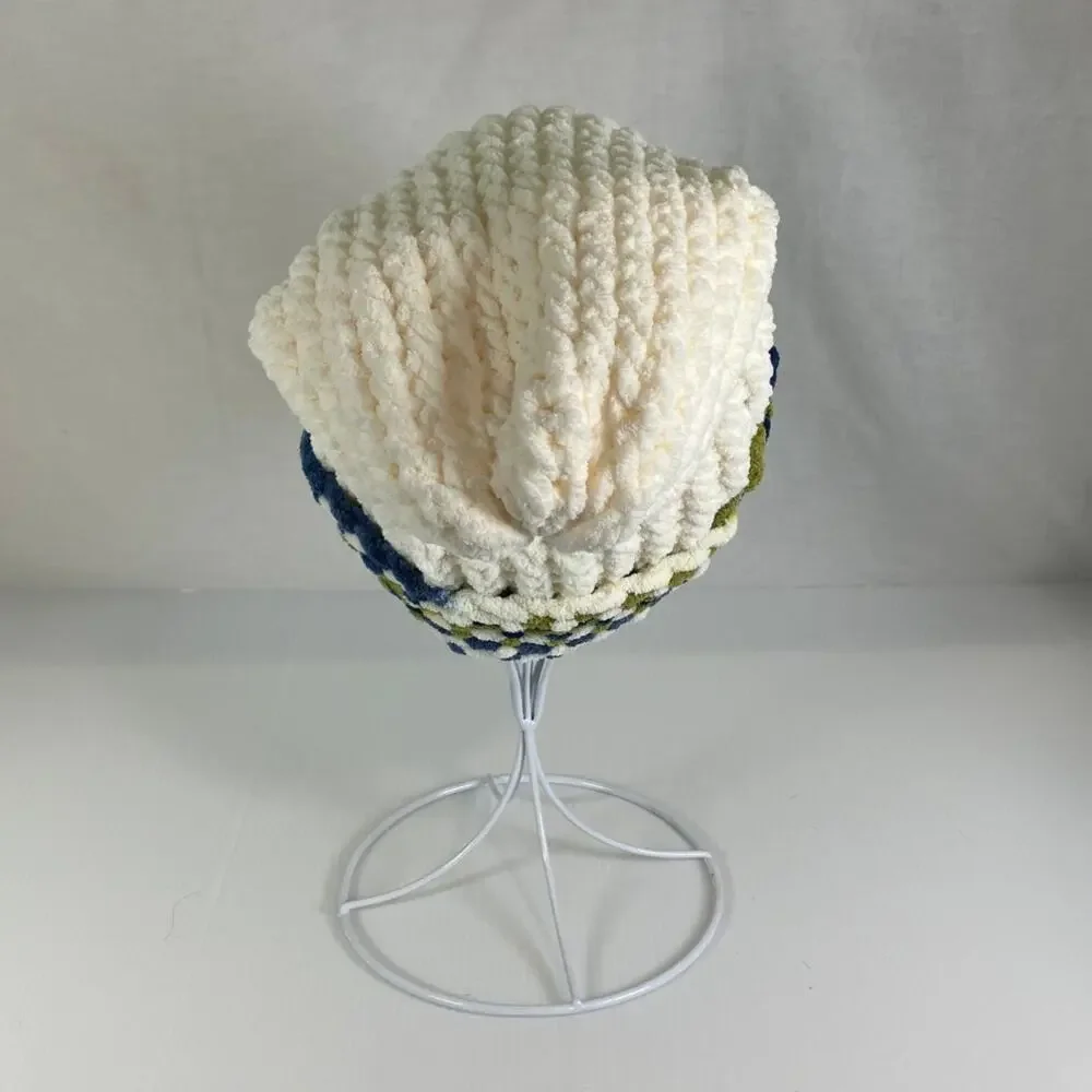 NWT Handmade Chunky Knitted Multicolor Textured Kid/Teen Slouchy Beanie